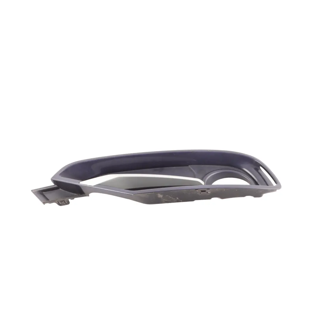 Griglia Fendinebbia Anteriore Destro Sport Line per BMW F30 F31 con numero di parte 7300738 BMW F30 F31 Griglia Fendinebbia Anteriore Destro Sport Line - SKU 7300738-1 - Numero di parte 7300738