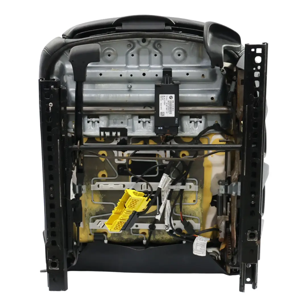 Asiento Delantero Interior Cuero Dakota Black Izquierdo para BMW F21 M Sport con número de pieza 7319589 BMW F21 M Sport Asiento Delantero Interior Cuero Dakota Black Izquierdo - SKU 7319589-8 - Número de pieza 7319589