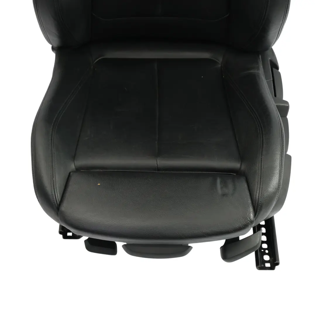 Sedile Anteriore Sinistro Interno Pelle Dakota Nero per BMW F21 M Sport con numero di parte 7319589 BMW F21 M Sport Sedile Anteriore Sinistro Interno Pelle Dakota Nero - SKU 7319589-8 - Numero di parte 7319589