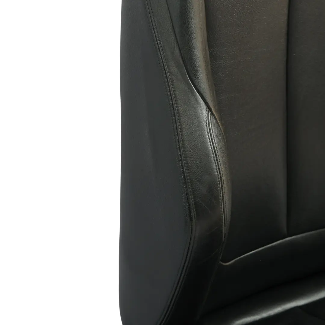 Sedile anteriore BMW F21 destro Sport riscaldato in pelle Dakota Black LCSW per con numero di parte 7319590 Sedile anteriore BMW F21 destro Sport riscaldato in pelle Dakota Black LCSW - SKU 7319590-6 - Numero di parte 7319590