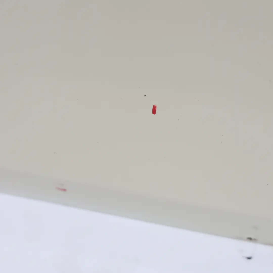 Puerta Trasera Derecha Panel de Cubierta Pepper White Blanco - 850 para Mini F55 con número de pieza 7327450 Mini F55 Puerta Trasera Derecha Panel de Cubierta Pepper White Blanco - 850 - SKU 7327450-PW - Número de pieza 7327450