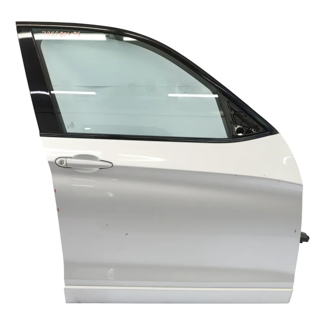 Drzwi Przednie Prawe Titansilber Titan Silver Metallic - 354 do BMW X3 F25 o numerze 7355804 BMW X3 F25 Drzwi Przednie Prawe Titansilber Titan Silver Metallic - 354 - SKU 7355804-TS - Numer Części 7355804