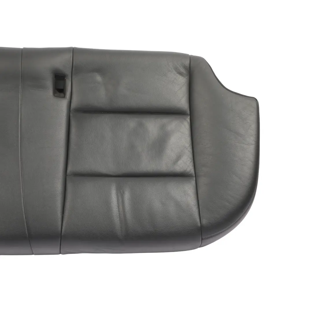 Sitzbank Basis Couch Abdeckung Hinten Leder Dakota Schwarz für BMW F10 LCI mit Teilenummer 7370455 BMW F10 LCI Sitzbank Basis Couch Abdeckung Hinten Leder Dakota Schwarz - SKU 7370455 - Teilenummer 7370455