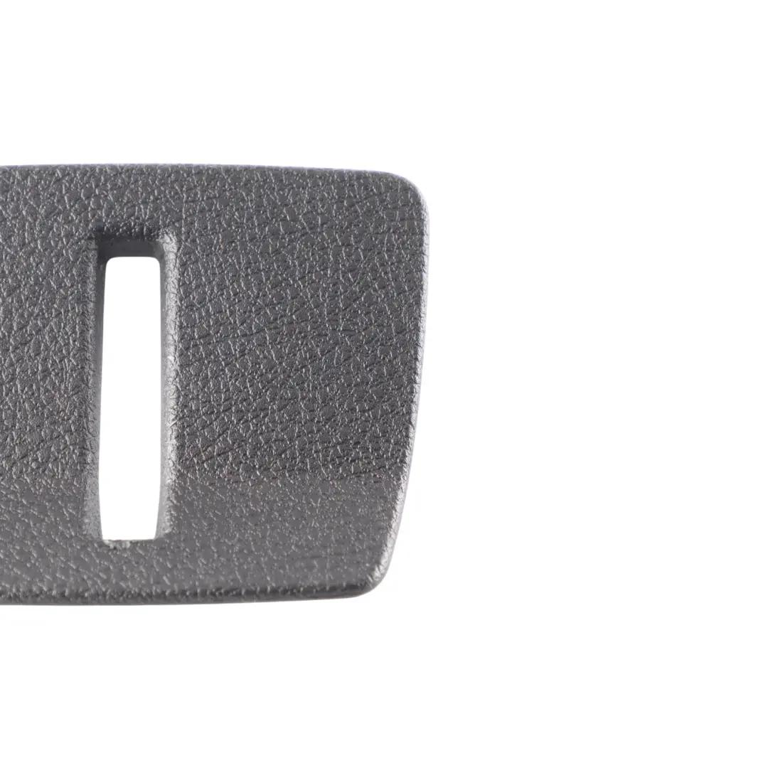 BMW F46 F46N Heckklappe Kofferraumklappe Schloss Trim Cover Panel 7412454 - SKU 7415738 - Teilenummer 7415738