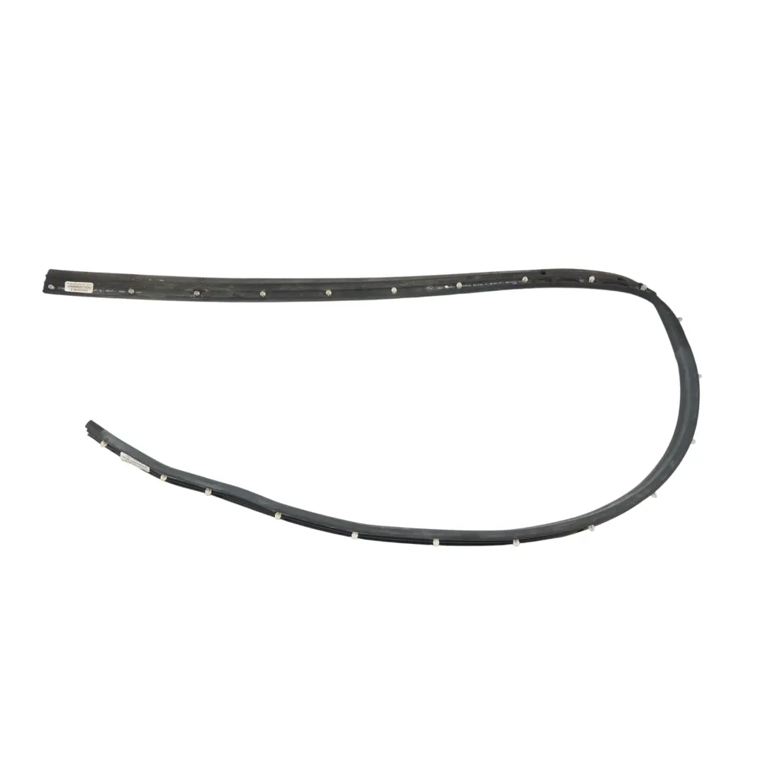 Guarnizione Porta Posteriore In Gomma Inferiore Destra per BMW G32 GT con numero di parte 7416352 BMW G32 GT Guarnizione Porta Posteriore In Gomma Inferiore Destra - SKU 7416352 - Numero di parte 7416352