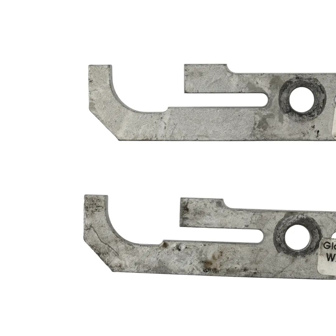 BMW E60 E81 E87 E90 Staffa Fissaggio Iniettore Carburante N43 N53 N54 2x - SKU 7537318 - Numero di parte 7537318
