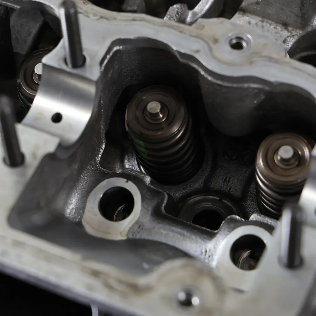 N43B16A Zylinder Kopf 7559168 für BMW E87 E91 LCI E81 E90 116I 316I mit Teilenummer 7575670 BMW E87 E91 LCI E81 E90 116I 316I N43B16A Zylinder Kopf 7559168 - SKU 7575670 - Teilenummer 7575670