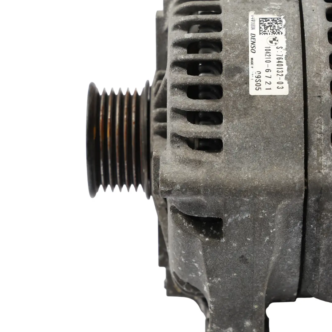 Alternator Generator DENSO 180A do BMW F20 LCI F30 Mini F56 F60 o numerze 7640132 BMW F20 LCI F30 Mini F56 F60 Alternator Generator DENSO 180A - SKU 7640132-2 - Numer Części 7640132