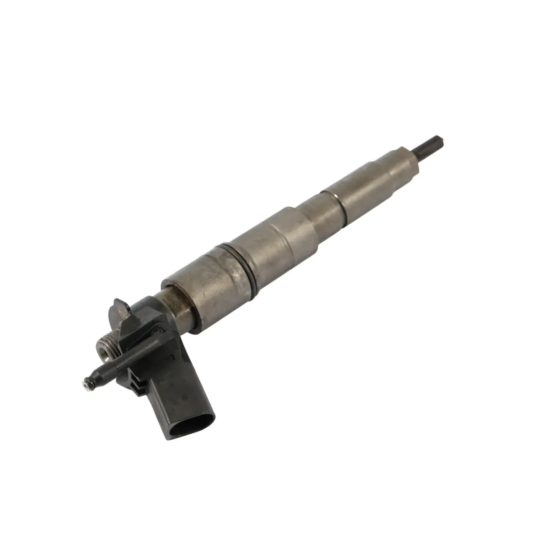 BMW E60 E61 E65 X5 E70 X3 E83 E92 E93 Boquila Inyector Combustible M57N2 - SKU 7792721-1 - Número de pieza 7792721