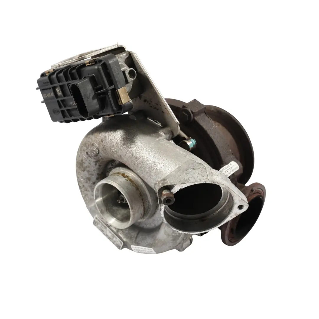 M57N2 Turbosprężarka 7796312 do BMW E90 E91 E92 E93 325d 330d o numerze 7796311 BMW E90 E91 E92 E93 325d 330d M57N2 Turbosprężarka 7796312 - SKU 7796311 - Numer Części 7796311