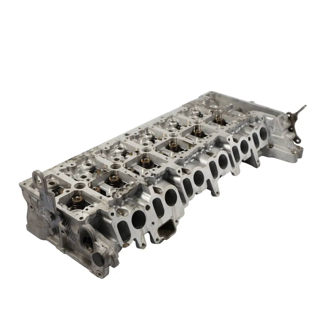 N57 Cylinder Head Cover Engine Covering 7812929 to BMW E90 E91 LCI E92 F10 F11 with Part number 7800001 BMW E90 E91 LCI E92 F10 F11 N57 Cylinder Head Cover Engine Covering 7812929 - SKU 7800001 - Part number 7800001