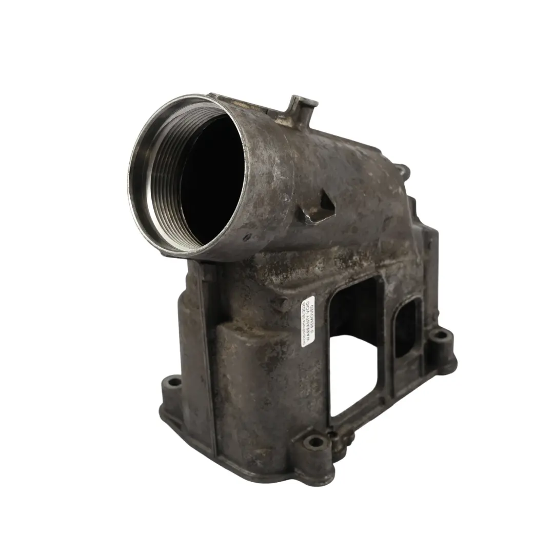 N47 Alloggiamento Filtro Olio Dispositivo Raffreddamento per BMW E90 Diesel con numero di parte 7807799 BMW E90 Diesel N47 Alloggiamento Filtro Olio Dispositivo Raffreddamento - SKU 7807799-1 - Numero di parte 7807799