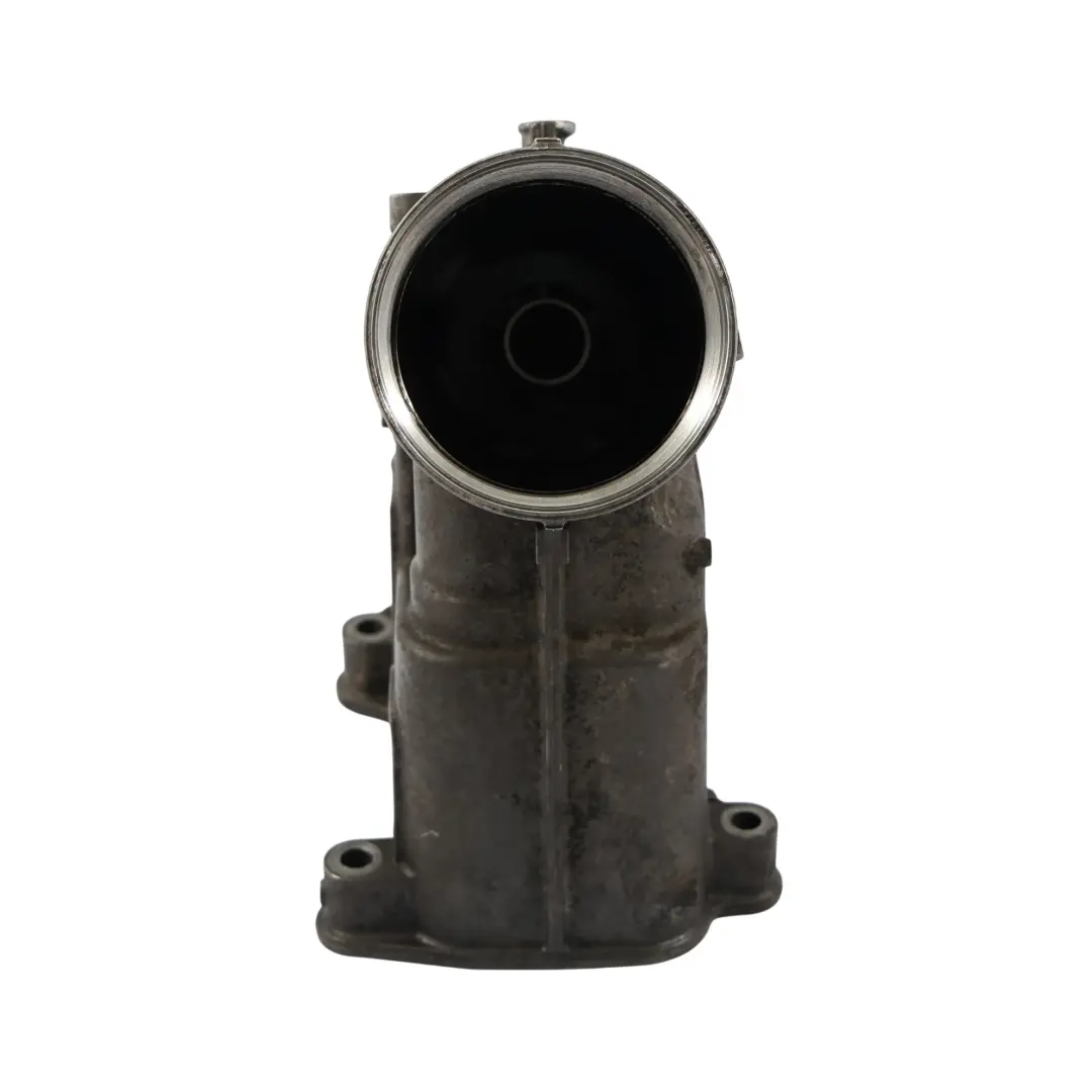 N47 Alloggiamento Filtro Olio Dispositivo Raffreddamento per BMW E90 Diesel con numero di parte 7807799 BMW E90 Diesel N47 Alloggiamento Filtro Olio Dispositivo Raffreddamento - SKU 7807799-1 - Numero di parte 7807799