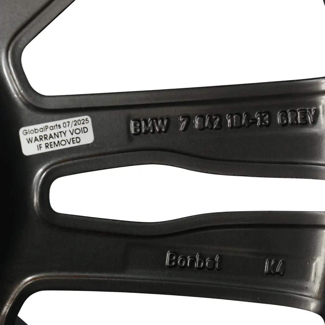 Felga Aluminiowa 20" 10J 6772249 do BMW X5 E70 X6 E71 o numerze 7842184 BMW X5 E70 X6 E71 Felga Aluminiowa 20" 10J 6772249 - SKU 7842184-1 - Numer Części 7842184