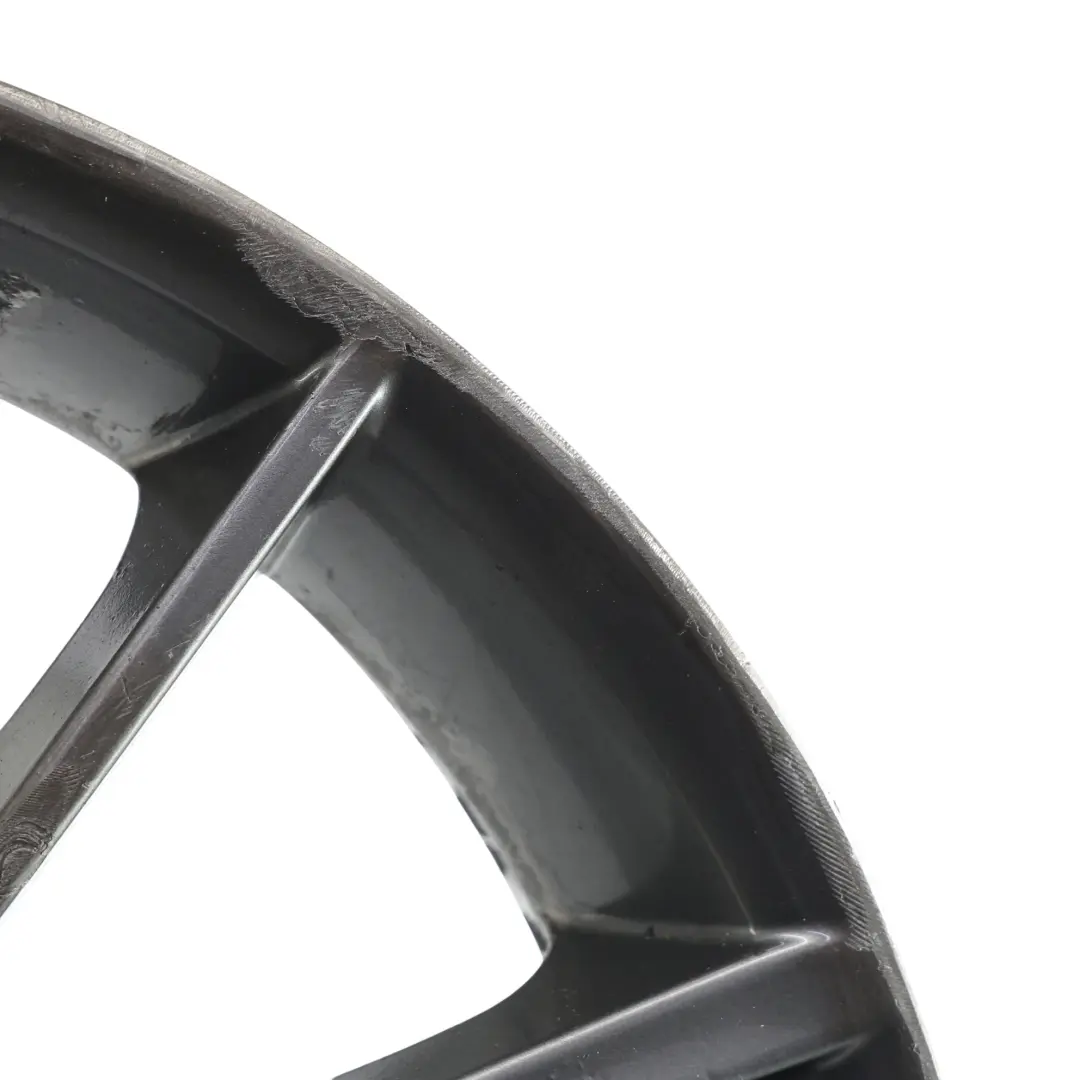 Felga Aluminiowa Szara 18" ET:34 8J do BMW E90 E91 E92 o numerze 7843839 BMW E90 E91 E92 Felga Aluminiowa Szara 18" ET:34 8J - SKU 7843839-3 - Numer Części 7843839