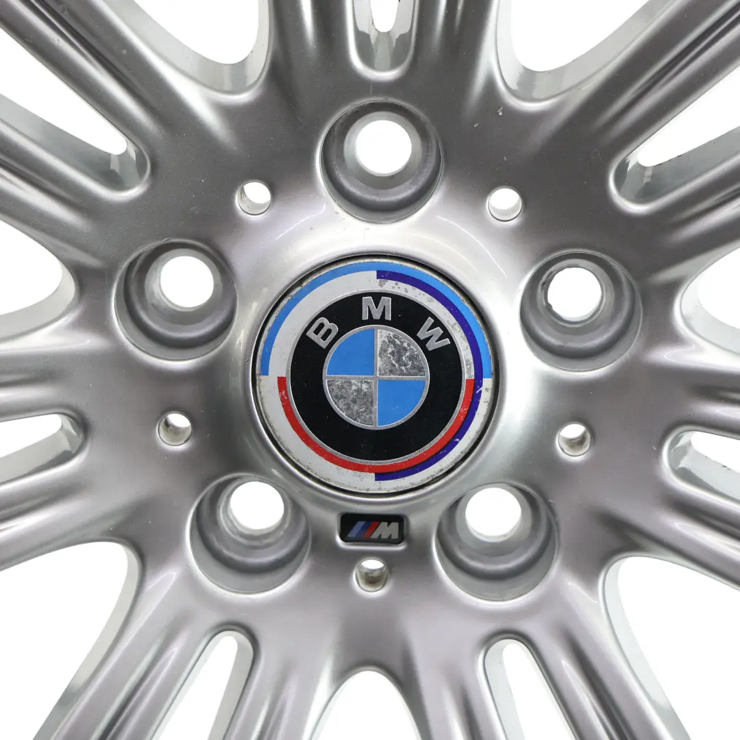 Silberne Alufelge 17" 7,5J ET:43 M Styling 383 für BMW F20 F21 F22 mit Teilenummer 7845850 BMW F20 F21 F22 Silberne Alufelge 17" 7,5J ET:43 M Styling 383 - SKU 7845850-2 - Teilenummer 7845850