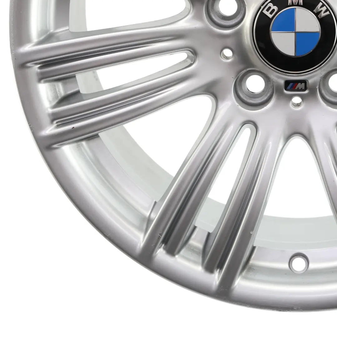 Tylna Srebrna Felga Aluminiowa 17" 8J ET:53 Styling 383 do BMW F20 F21 o numerze 7845851 BMW F20 F21 Tylna Srebrna Felga Aluminiowa 17" 8J ET:53 Styling 383 - SKU 7845851-1 - Numer Części 7845851