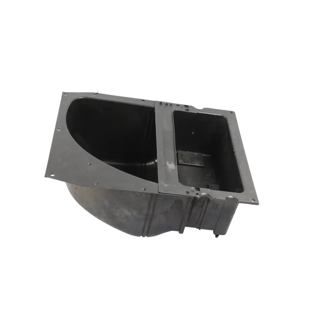 Multifunctional Boot Trunk Lid Storage Bin Panel Cover 2494087 to BMW E39 with Part number 7895247 BMW E39 Multifunctional Boot Trunk Lid Storage Bin Panel Cover 2494087 - SKU 7895247 - Part number 7895247