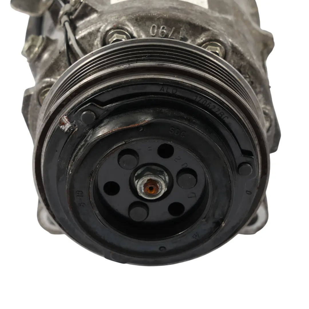 Condizionata Pompa per BMW G30 G31 Compressore Aria con numero di parte 7945863 BMW G30 G31 Compressore Aria Condizionata Pompa - SKU 7945863 - Numero di parte 7945863