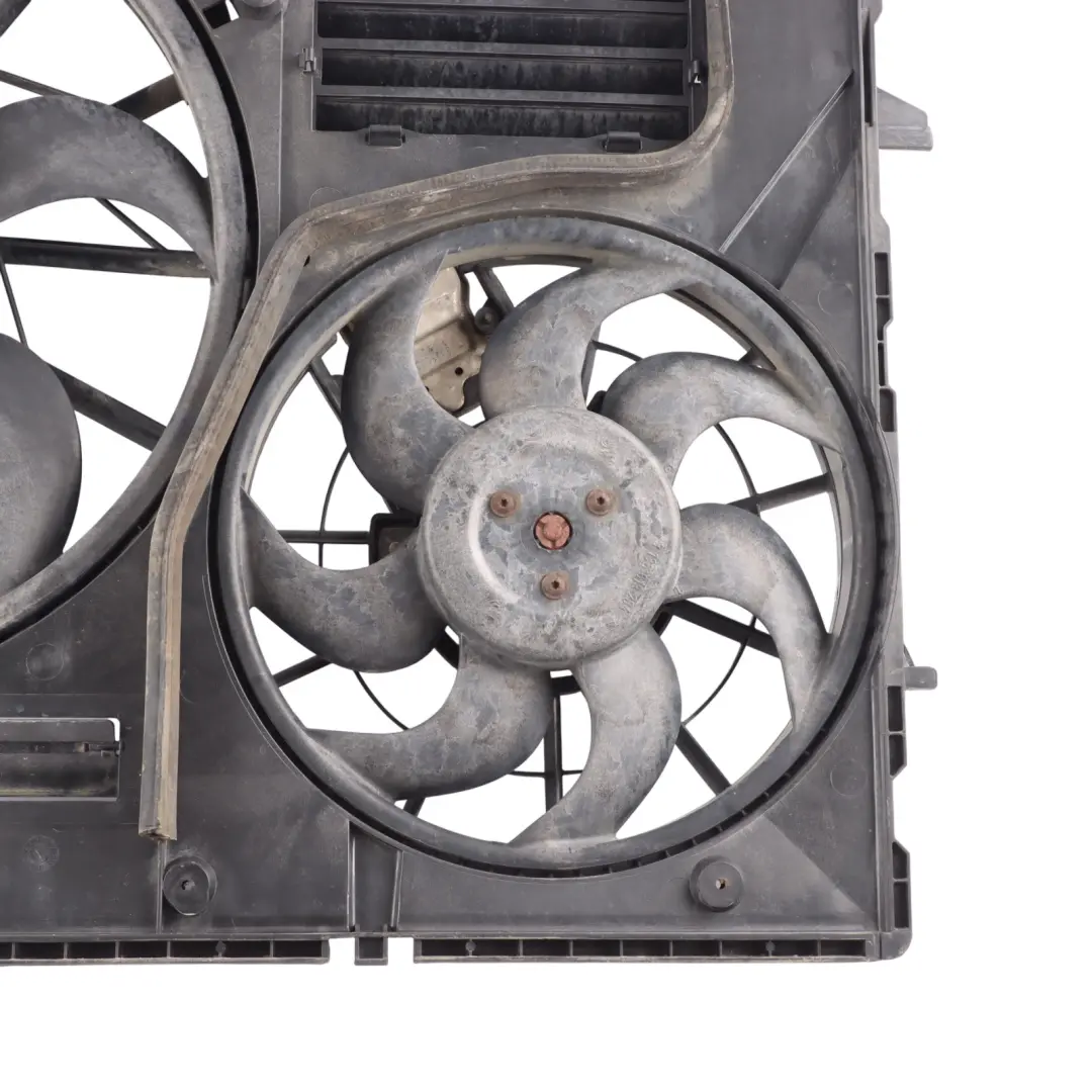 7L Motor Radiador Doble Ventilador Eléctrico para Volkswagen Touareg con número de pieza 7L0121203F Volkswagen Touareg 7L Motor Radiador Doble Ventilador Eléctrico - SKU 7L0121203F - Número de pieza 7L0121203F