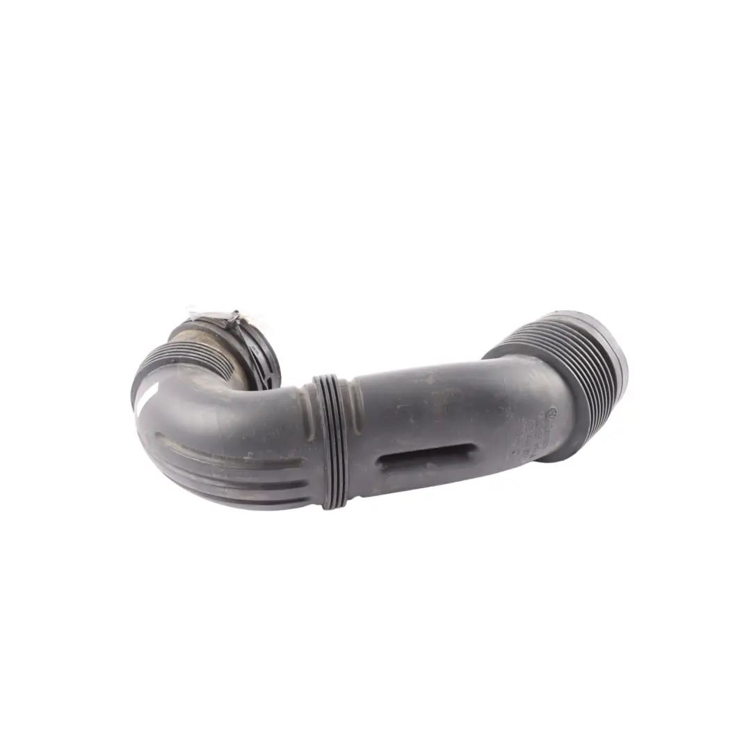 7L Rura Filtra Powietrza 3.2 V6 Benzyna do Volkswagen Touareg o numerze 7L0129684A Volkswagen Touareg 7L Rura Filtra Powietrza 3.2 V6 Benzyna - SKU 7L0129684A - Numer Części 7L0129684A