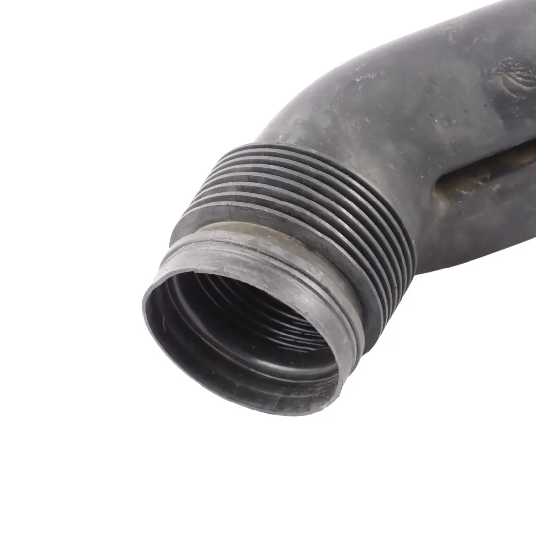 Volkswagen Touareg 7L Air Filter Box Pipe Hose Line 3.2 V6 Petrol - SKU 7L0129684A - Part number 7L0129684A