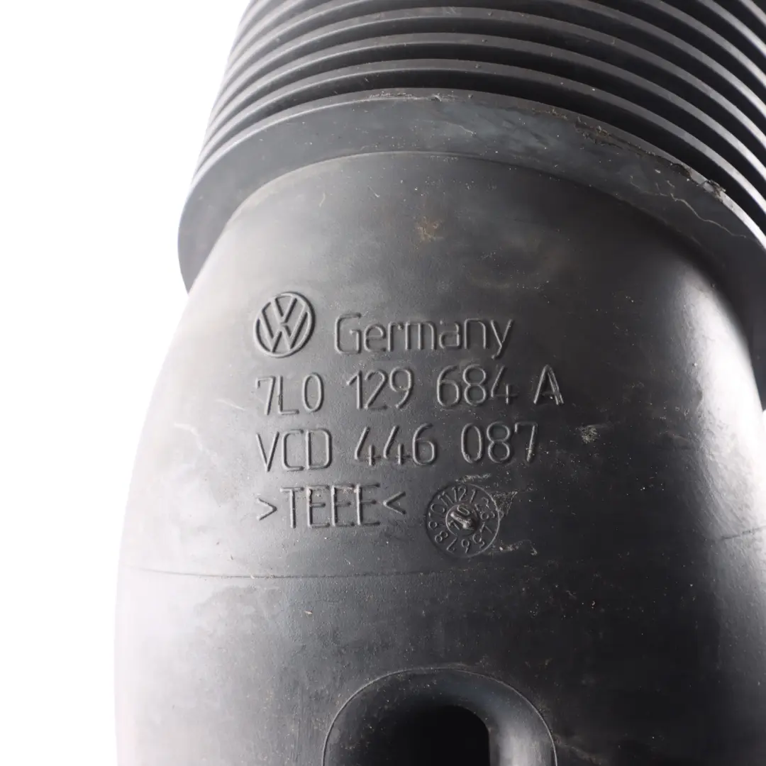 7L Rura Filtra Powietrza 3.2 V6 Benzyna do Volkswagen Touareg o numerze 7L0129684A Volkswagen Touareg 7L Rura Filtra Powietrza 3.2 V6 Benzyna - SKU 7L0129684A - Numer Części 7L0129684A