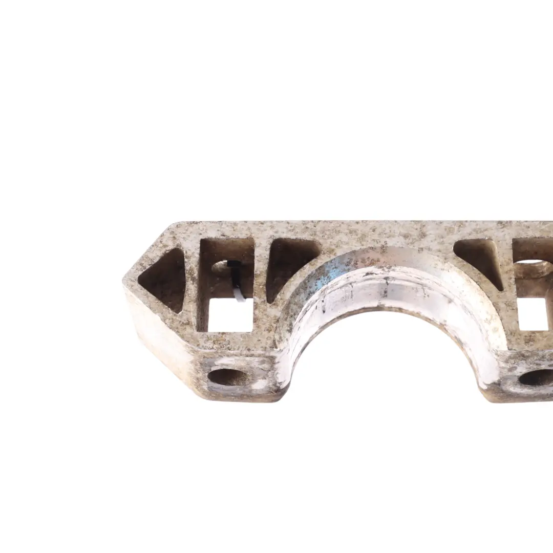 7L Front Anti Roll Bar Retaining Clamp Bracket to Audi Q7 4L VW Touareg with Part number 7L0411063B Audi Q7 4L VW Touareg 7L Front Anti Roll Bar Retaining Clamp Bracket - SKU 7L0411063B - Part number 7L0411063B