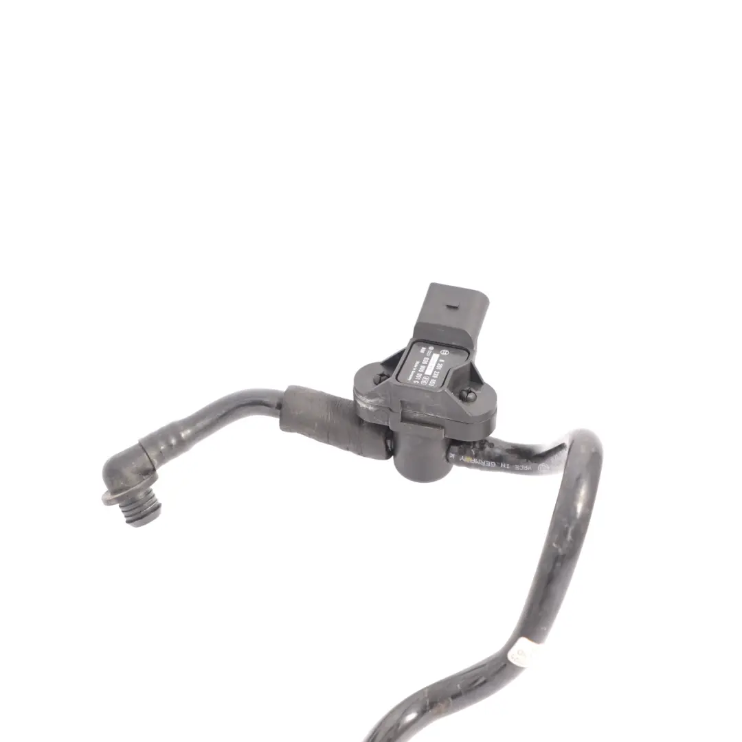 VW Volkswagen Touareg 7L Brake Servo Vacuum Hose Pipe Line Petrol - SKU 7L0611932Q - Part number 7L0611932Q