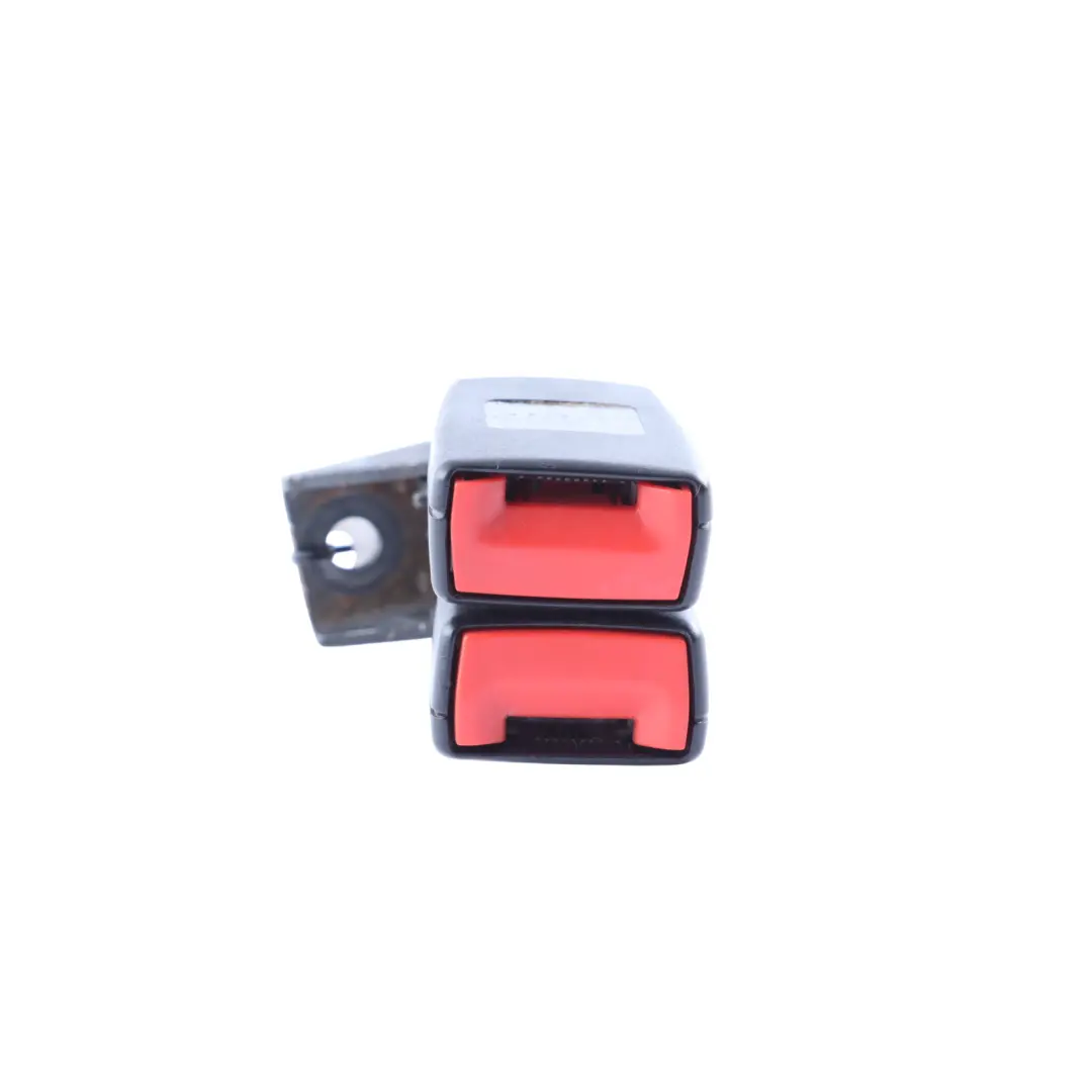 7L Cierre Hebilla Doble Asiento Trasero para Volkswagen Touareg con número de pieza 7L0857822B Volkswagen Touareg 7L Cierre Hebilla Doble Asiento Trasero - SKU 7L0857822B - Número de pieza 7L0857822B