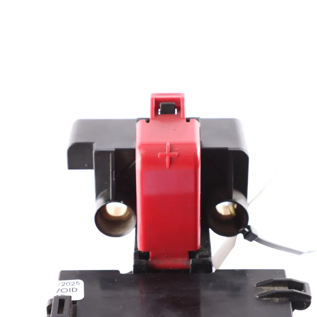 Volkswagen Touareg 7L Positive Cable Battery Point Box Jump Unit - SKU 7L0937401 - Part number 7L0937401