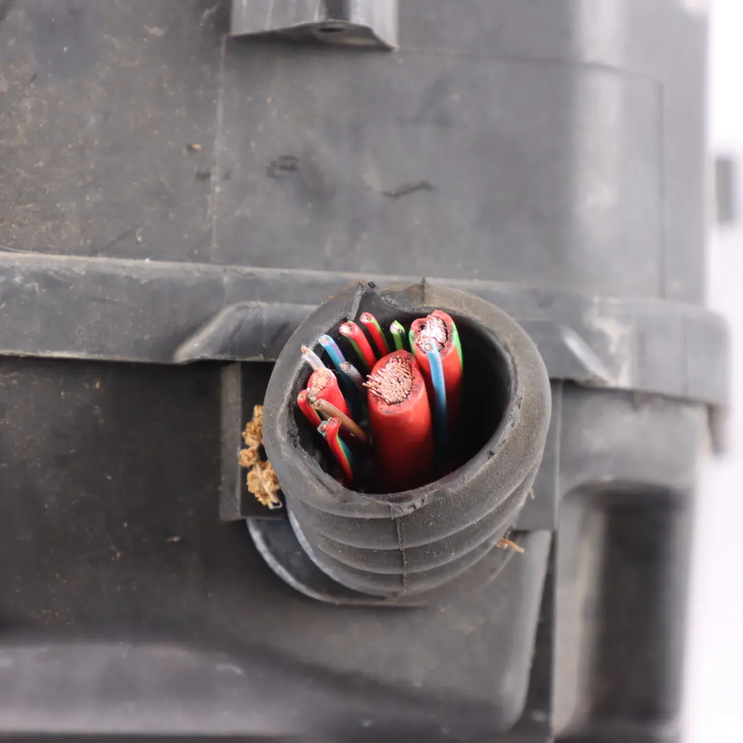 7L Sicherungskasten Relais Steuergerät Modul für Volkswagen Touareg mit Teilenummer 7L0937503 Volkswagen Touareg 7L Sicherungskasten Relais Steuergerät Modul - SKU 7L0937503 - Teilenummer 7L0937503