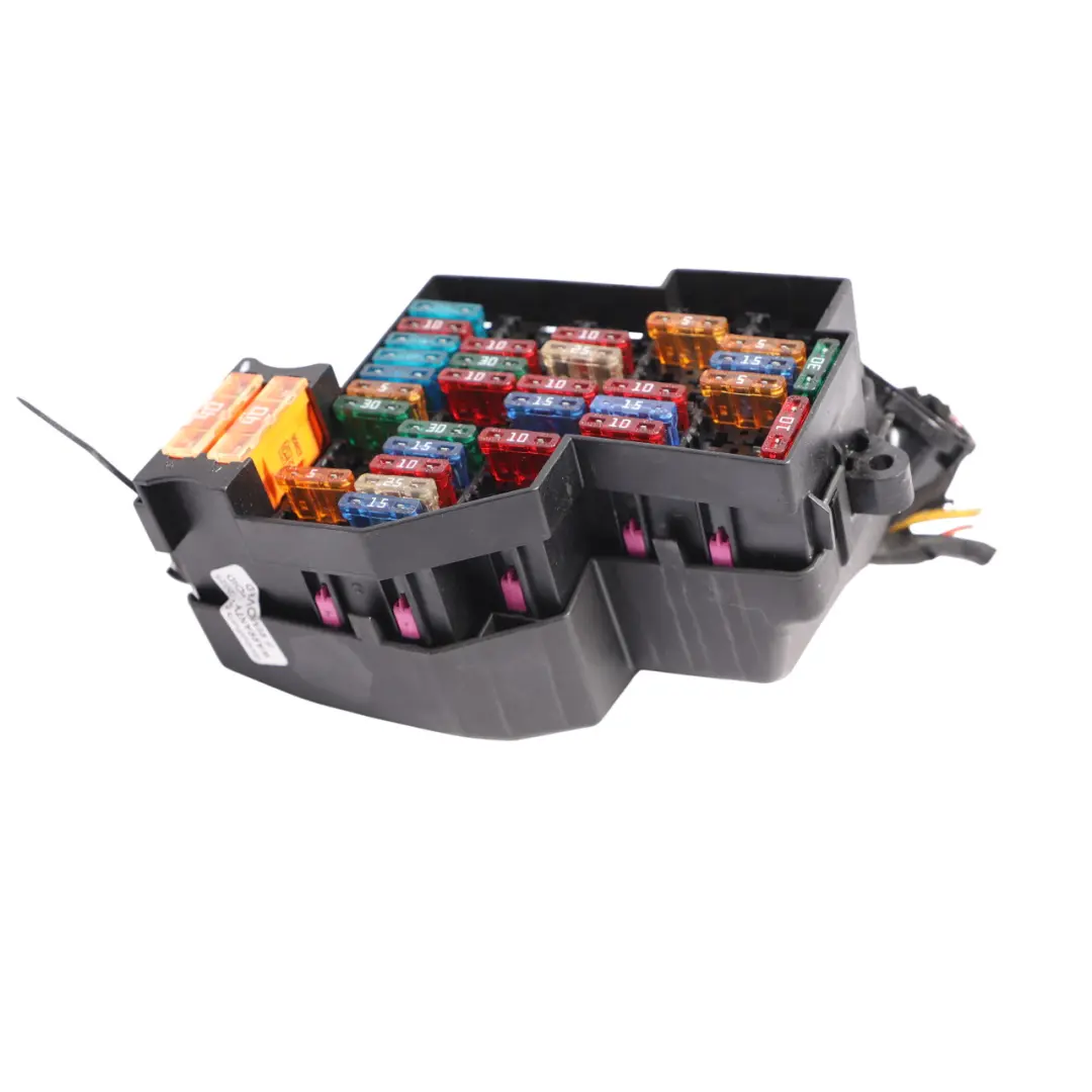 Volkswagen Touareg 7L Fuse Box Module Electrical Relay Control Unit 7L0941828A - SKU 7L0941824A - Part number 7L0941824A