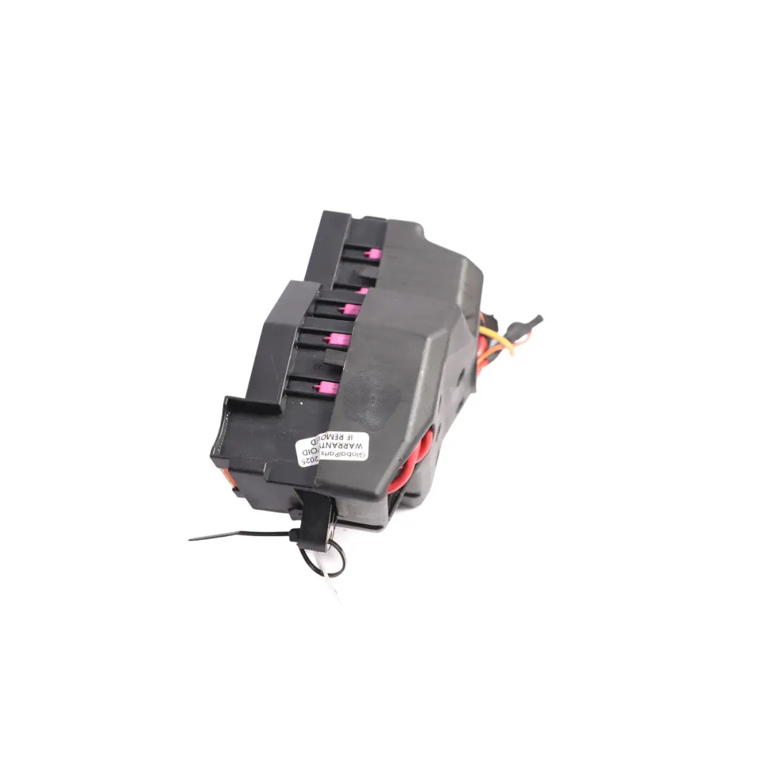 7L Sicherungskasten Modul Elektrisches Relais 7L0941828A für Volkswagen Touareg mit Teilenummer 7L0941824A Volkswagen Touareg 7L Sicherungskasten Modul Elektrisches Relais 7L0941828A - SKU 7L0941824A - Teilenummer 7L0941824A