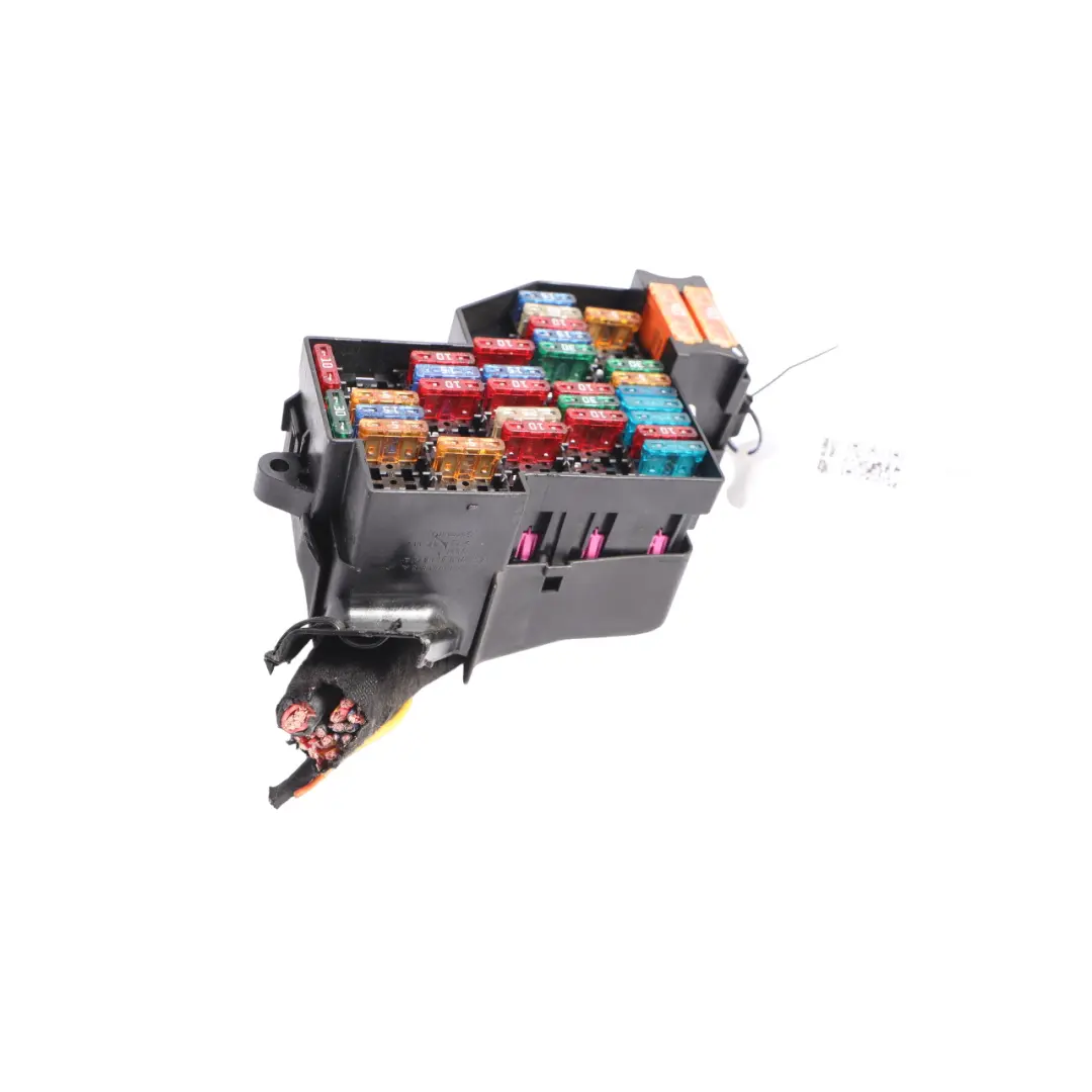 7L Fuse Box Module Electrical Relay Control Unit 7L0941828A to Volkswagen Touareg with Part number 7L0941824A Volkswagen Touareg 7L Fuse Box Module Electrical Relay Control Unit 7L0941828A - SKU 7L0941824A - Part number 7L0941824A