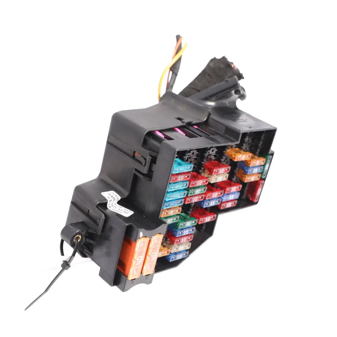 7L Boîtier Fusibles Module Relais Électrique 7L0941828A pour Volkswagen Touareg à propos du numéro de pièce 7L0941824A Volkswagen Touareg 7L Boîtier Fusibles Module Relais Électrique 7L0941828A - SKU 7L0941824A - Numéro de pièce 7L0941824A