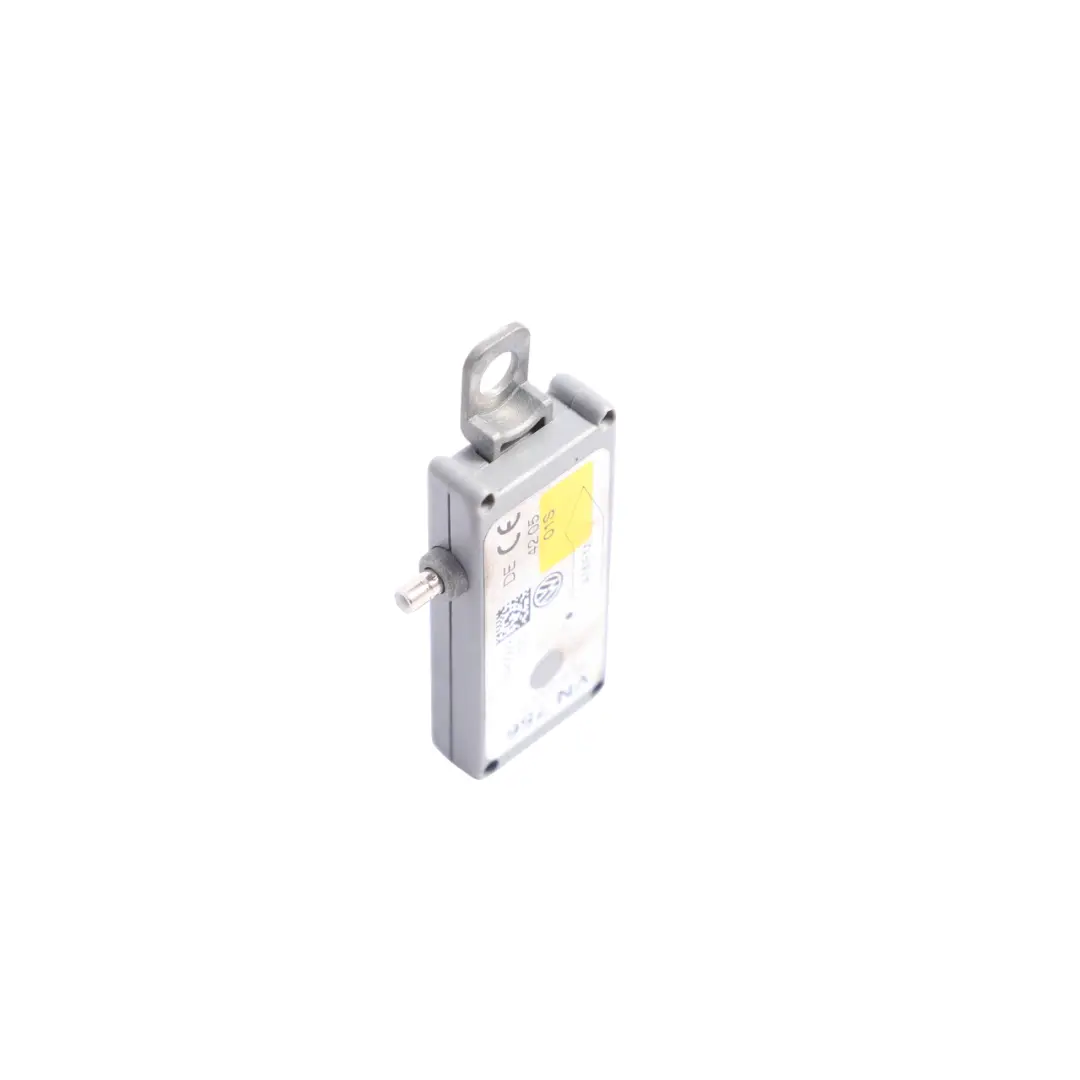 Volkswagen Touareg 7L Roof Antenna Aerial Top Control Unit Module - SKU 7L6035577 - Part number 7L6035577
