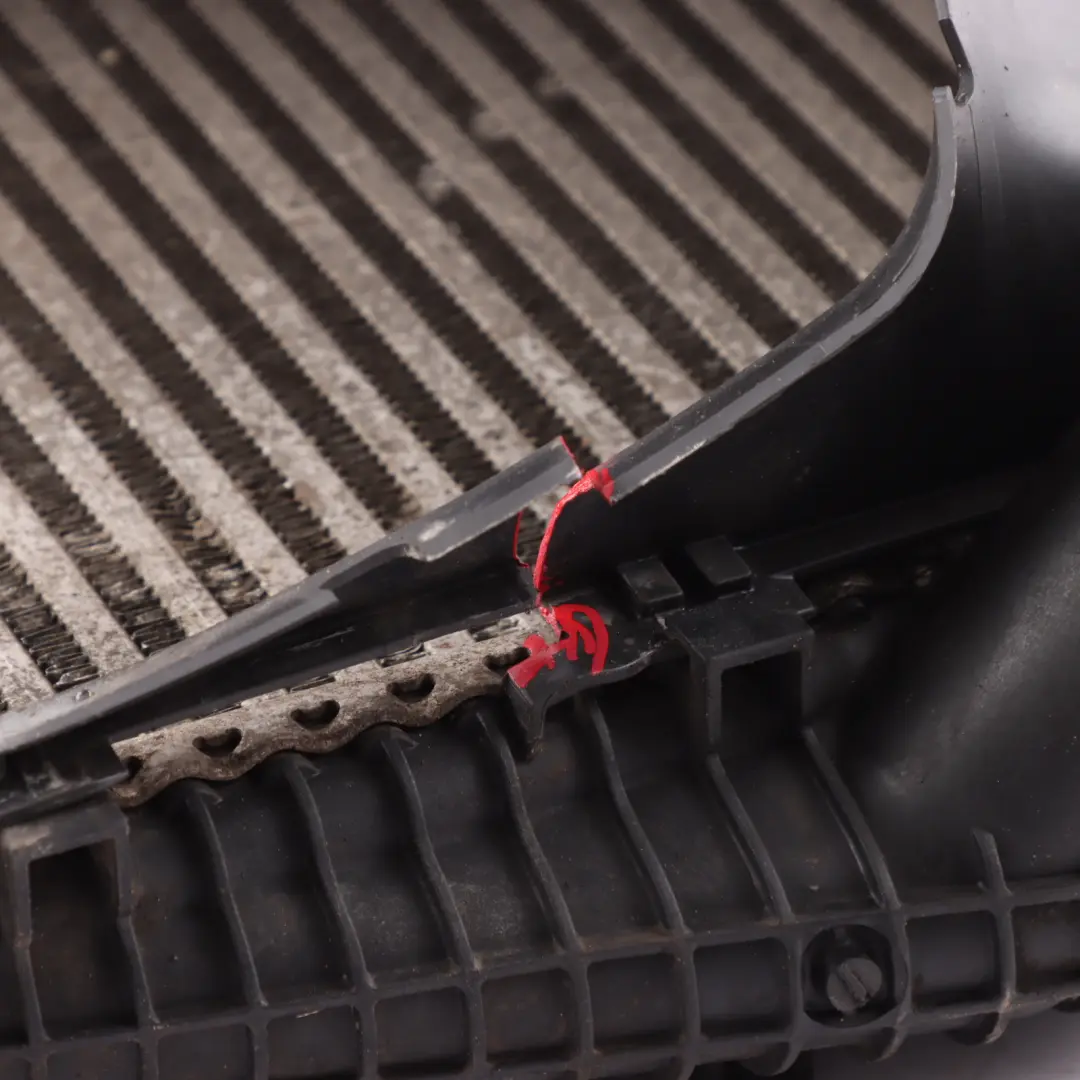 Porsche Cayenne 92A Audi Q7 4L Ladeluft Kühler Links - SKU 7L6145803D - Teilenummer 7L6145803D