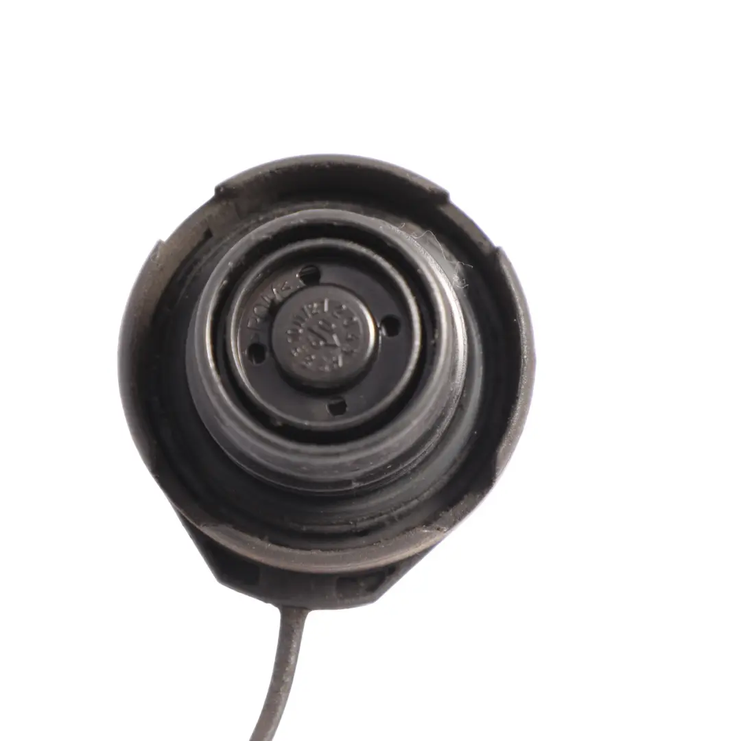 7L Fuel Filler Fill In Flap Cap Cover Diesel Engine to Volkswagen Touareg with Part number 7L6201553 Volkswagen Touareg 7L Fuel Filler Fill In Flap Cap Cover Diesel Engine - SKU 7L6201553 - Part number 7L6201553