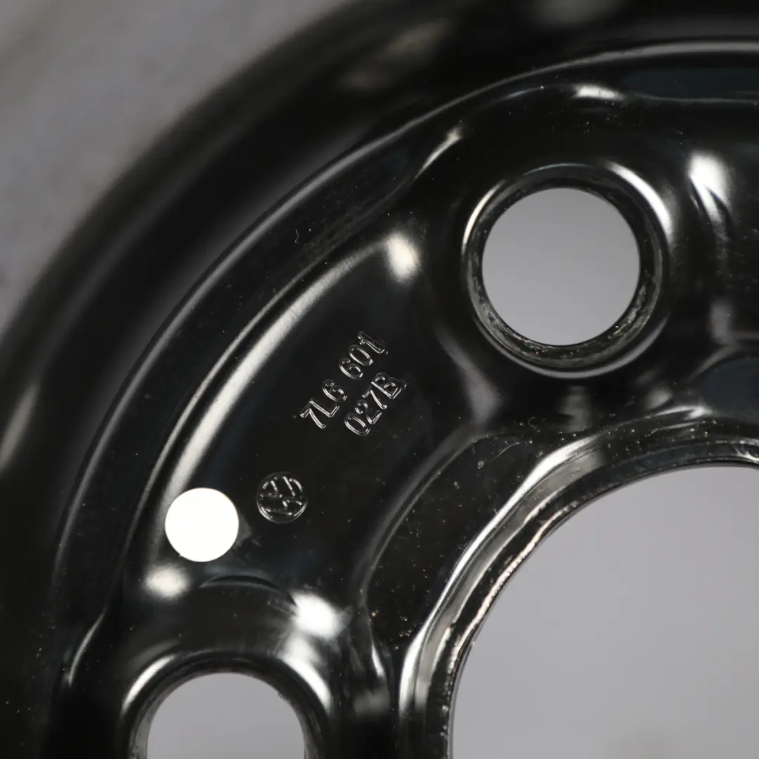 7L Ersatzrad Vredestein Reifen 6,5J ET:40 R17 195/80 für VW Touareg mit Teilenummer 7L6601027B VW Touareg 7L Ersatzrad Vredestein Reifen 6,5J ET:40 R17 195/80 - SKU 7L6601027B - Teilenummer 7L6601027B