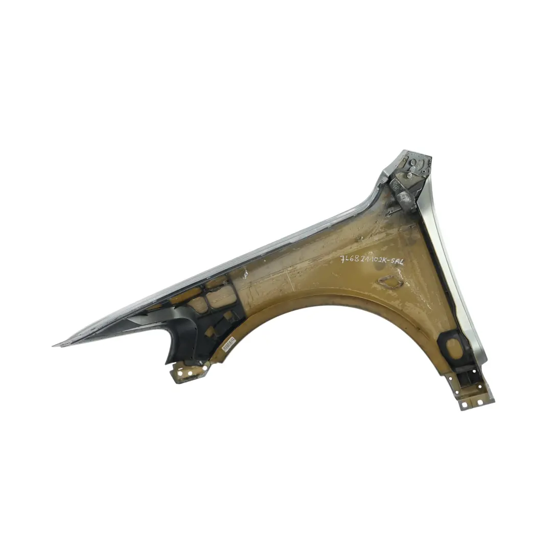 Panneau latéral Volkswagen VW Touareg Aile avant droite Salt Lake Grey - D7Z pour à propos du numéro de pièce 7L6821102K Panneau latéral Volkswagen VW Touareg Aile avant droite Salt Lake Grey - D7Z - SKU 7L6821102K-SAL - Numéro de pièce 7L6821102K