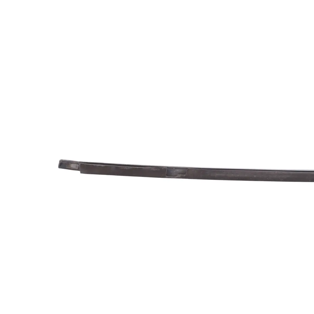 Volkswagen Touareg 7L Front Door Window Seal Gasket Right O/S - SKU 7L6837478D - Part number 7L6837478D