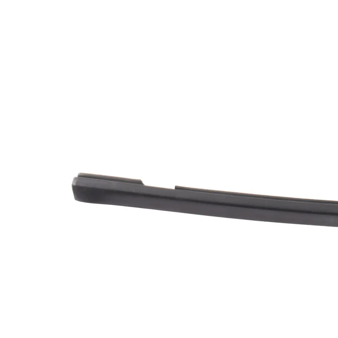 Volkswagen Touareg 7L Front Door Window Seal Gasket Right O/S - SKU 7L6837478D - Part number 7L6837478D