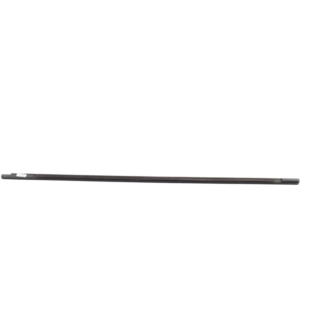 7L Rear Door Weather Strip Outer Right O/S to VW Volkswagen Touareg with Part number 7L6839478C VW Volkswagen Touareg 7L Rear Door Weather Strip Outer Right O/S - SKU 7L6839478C - Part number 7L6839478C