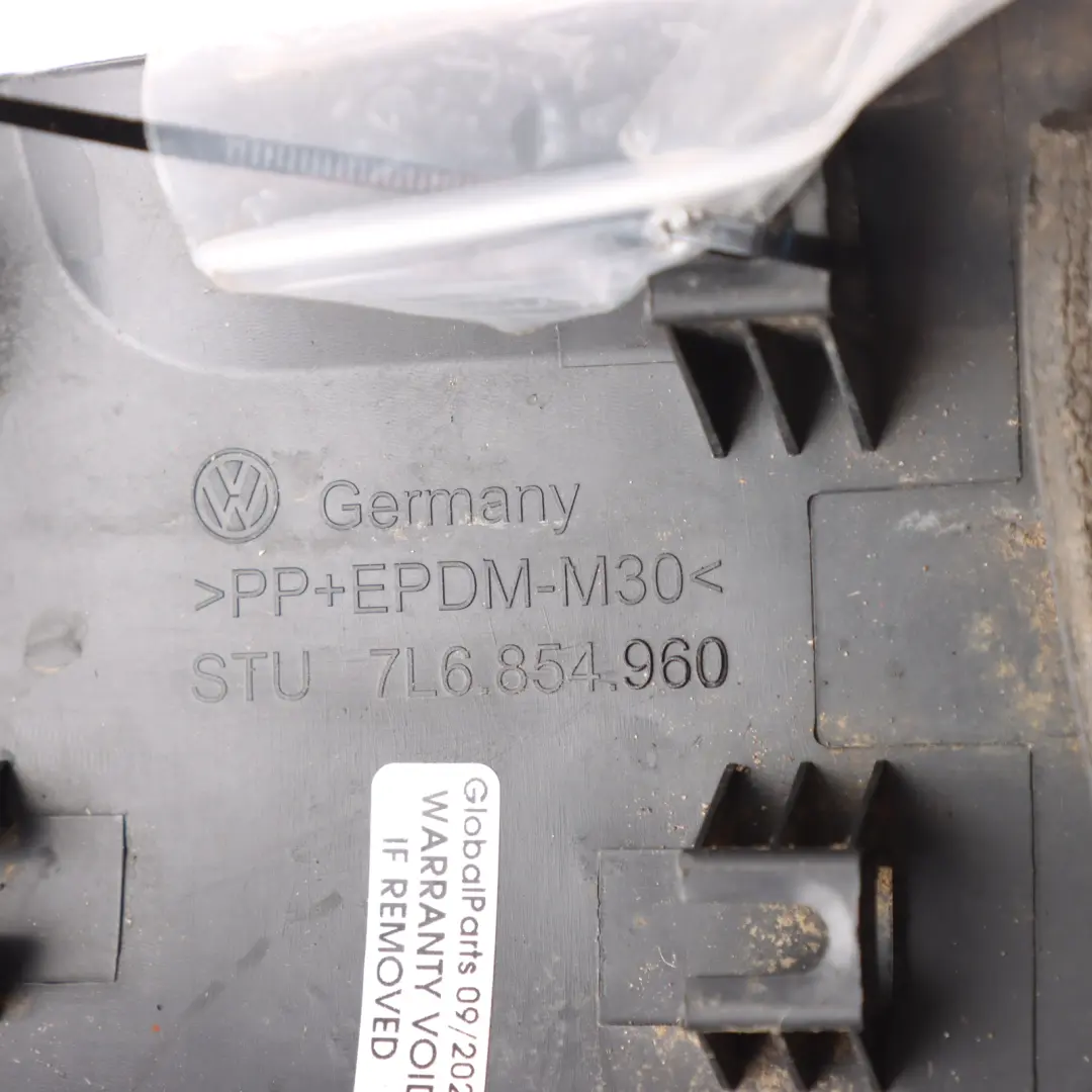 7L Fender Wing Moulding Wheel Arch Front Right O/S to Volkswagen Touareg with Part number 7L6854960 Volkswagen Touareg 7L Fender Wing Moulding Wheel Arch Front Right O/S - SKU 7L6854960 - Part number 7L6854960