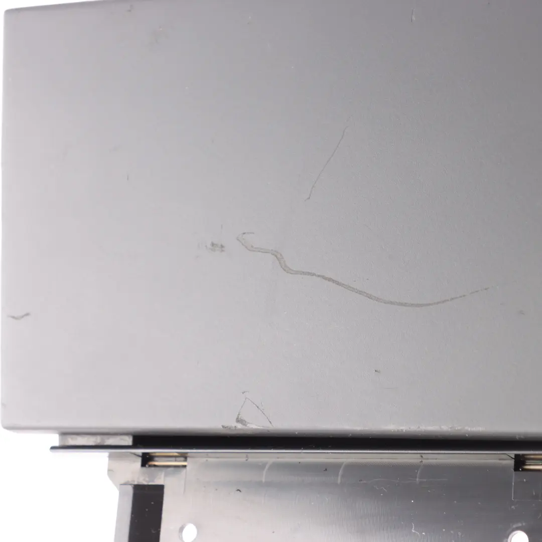 Volkswagen Touareg 7L Bandeja Almacenamiento Puerta Trasera Izquierda - SKU 7L6857951 - Número de pieza 7L6857951