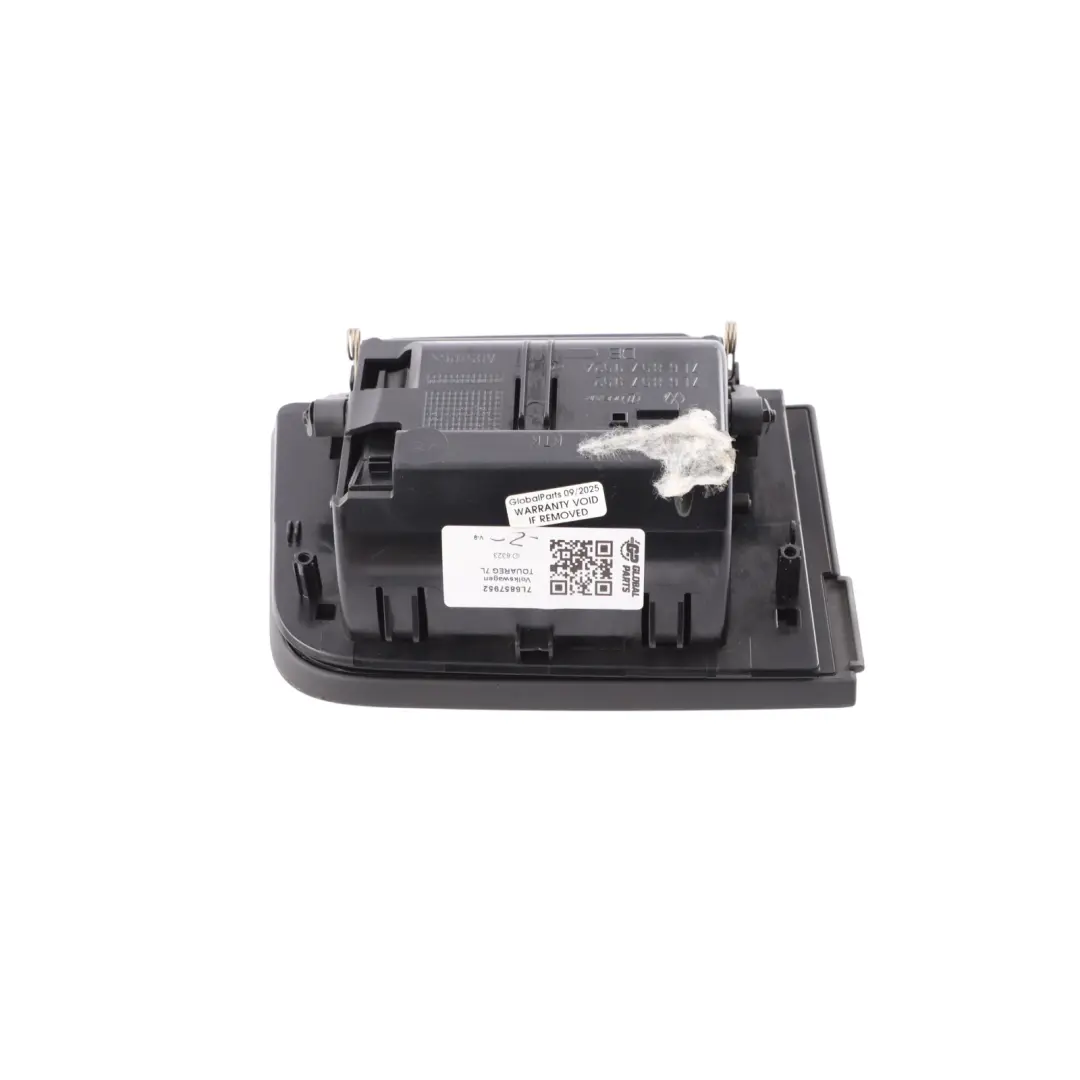 7L Centre Dashboard Storage Compartment to Volkswagen Touareg with Part number 7L6857952 Volkswagen Touareg 7L Centre Dashboard Storage Compartment - SKU 7L6857952 - Part number 7L6857952