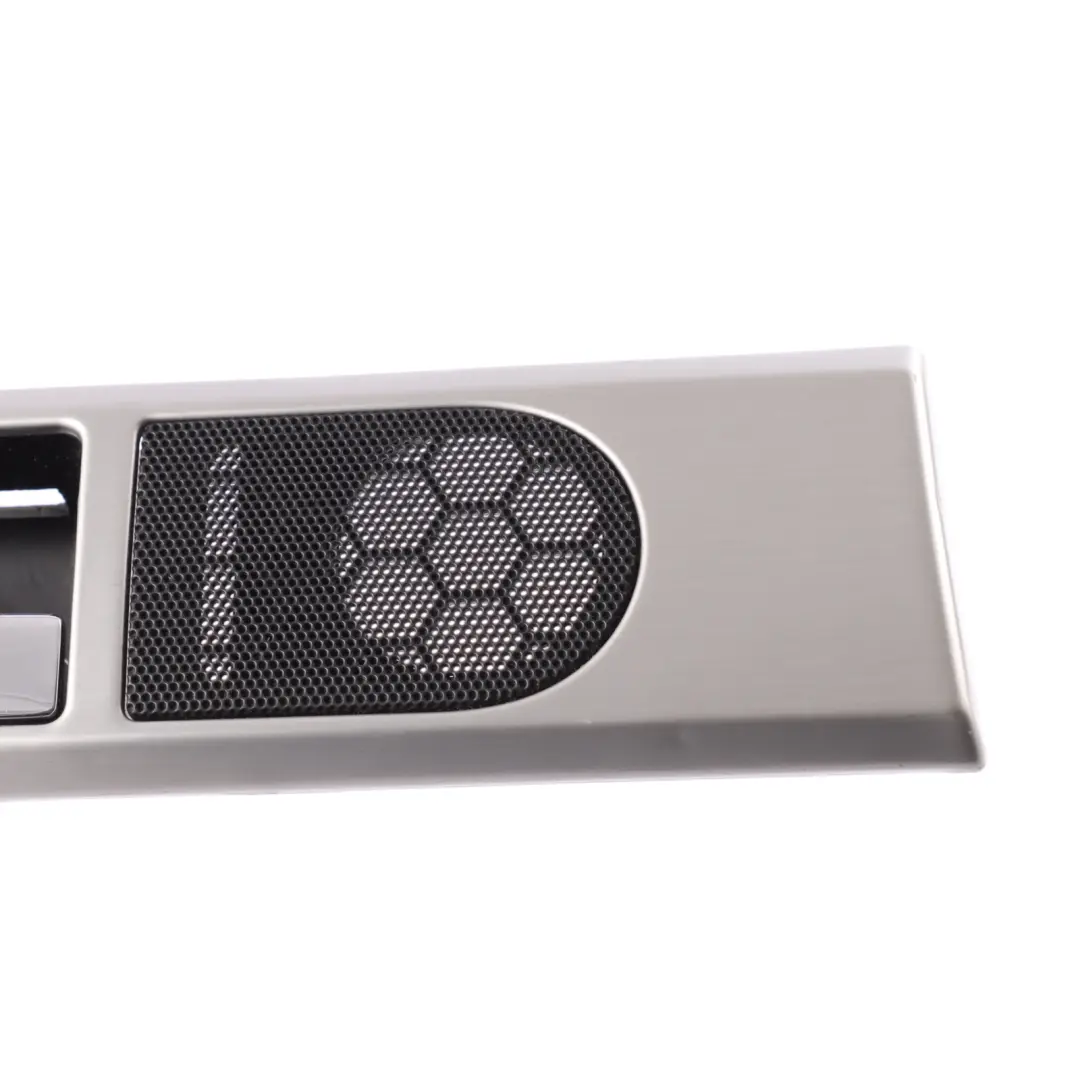 7L Rear Interior Upper Door Handle Left N/S 7L6867459 to VW Volkswagen Touareg with Part number 7L6867067N VW Volkswagen Touareg 7L Rear Interior Upper Door Handle Left N/S 7L6867459 - SKU 7L6867067N - Part number 7L6867067N