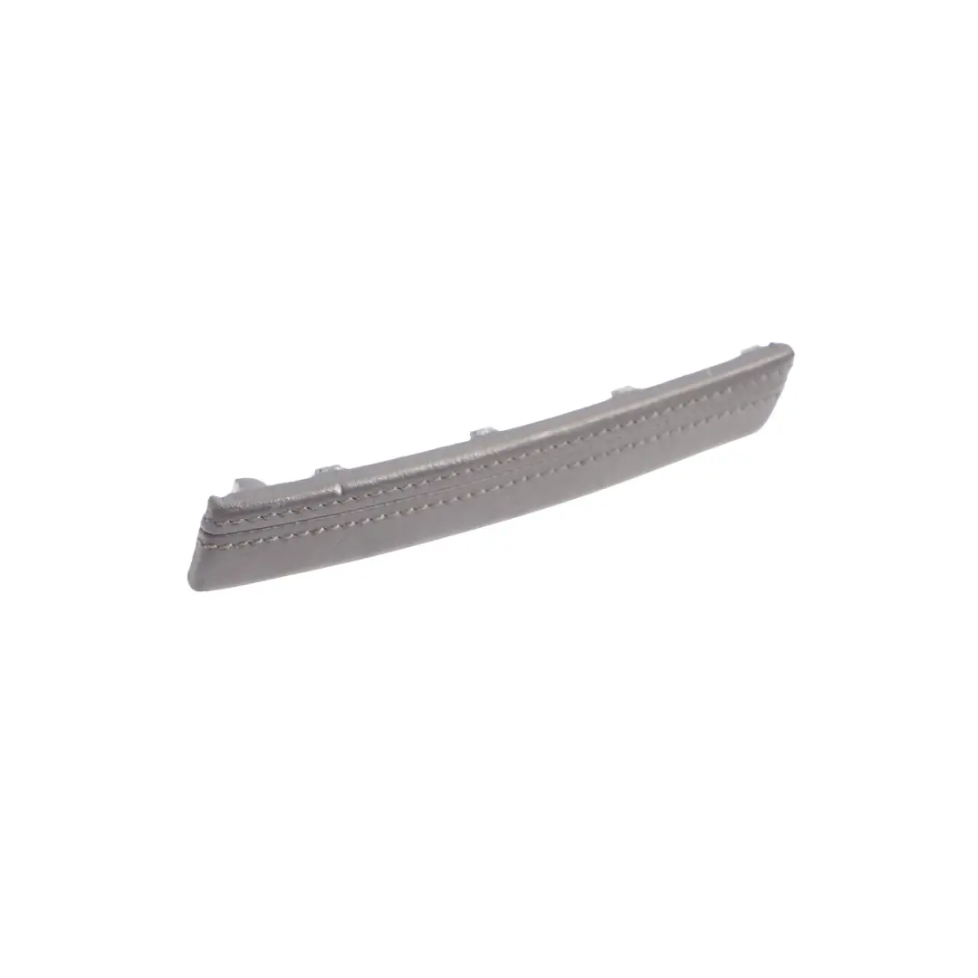 VW Touareg 7L Maniglia Porta Rivestimento Posteriore Destro Pelle - SKU 7L6867372B - Numero di parte 7L6867372B