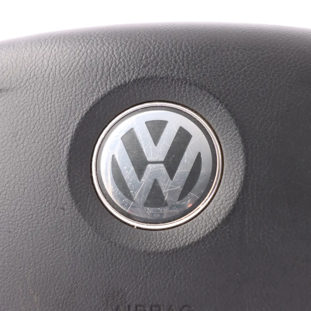 7L Steering Wheel Air Module Driver's Side to VW Volkswagen Touareg with Part number 7L6880201DA VW Volkswagen Touareg 7L Steering Wheel Air Module Driver's Side - SKU 7L6880201DA - Part number 7L6880201DA